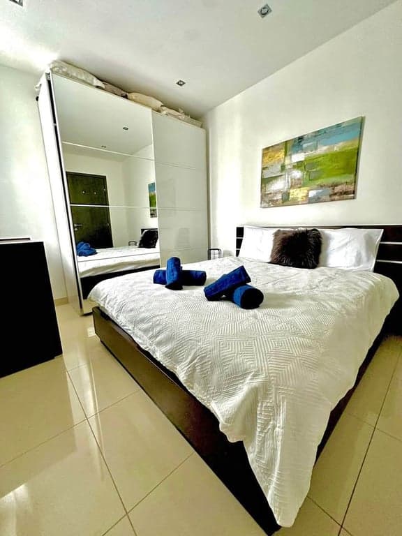 Private Room in Sliema - 4