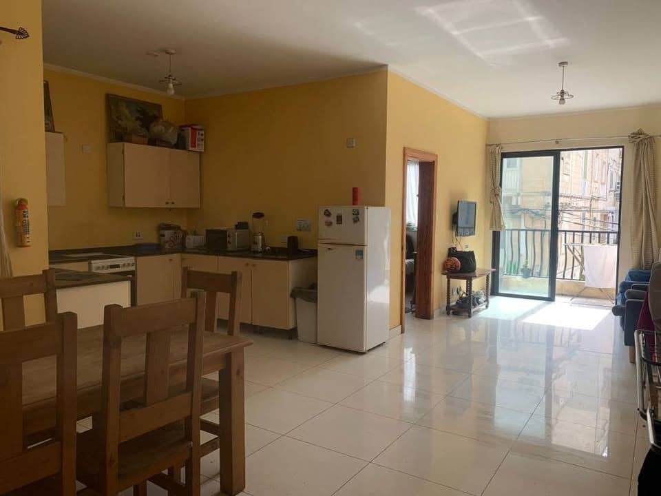 Private Room in St. Julian's - 2