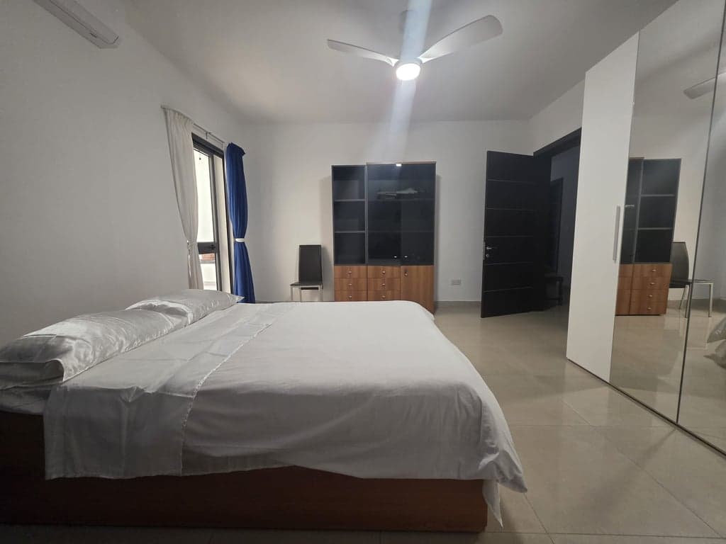 Private Room in St. Julian's