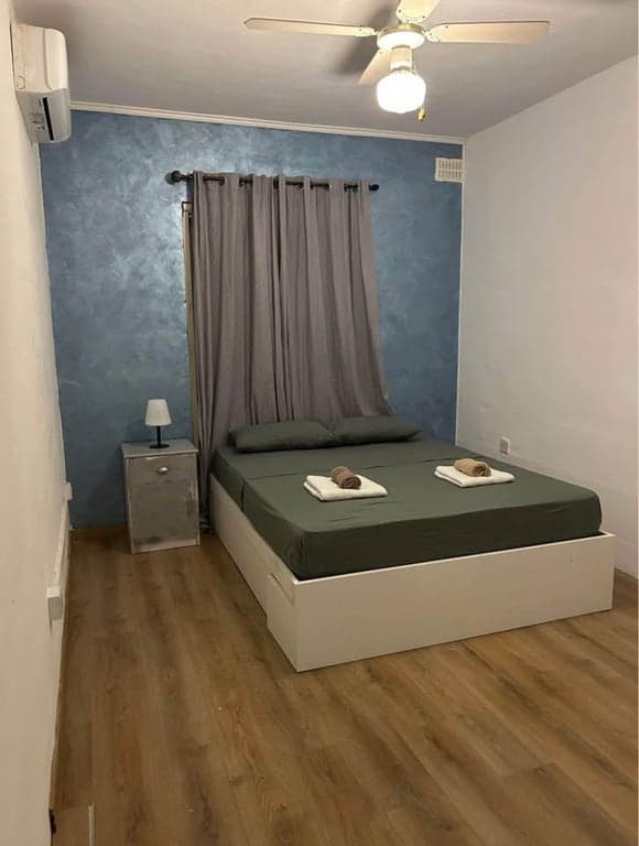 Private Room in St. Paul's Bay