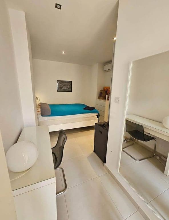 Private Room in Sliema - 2