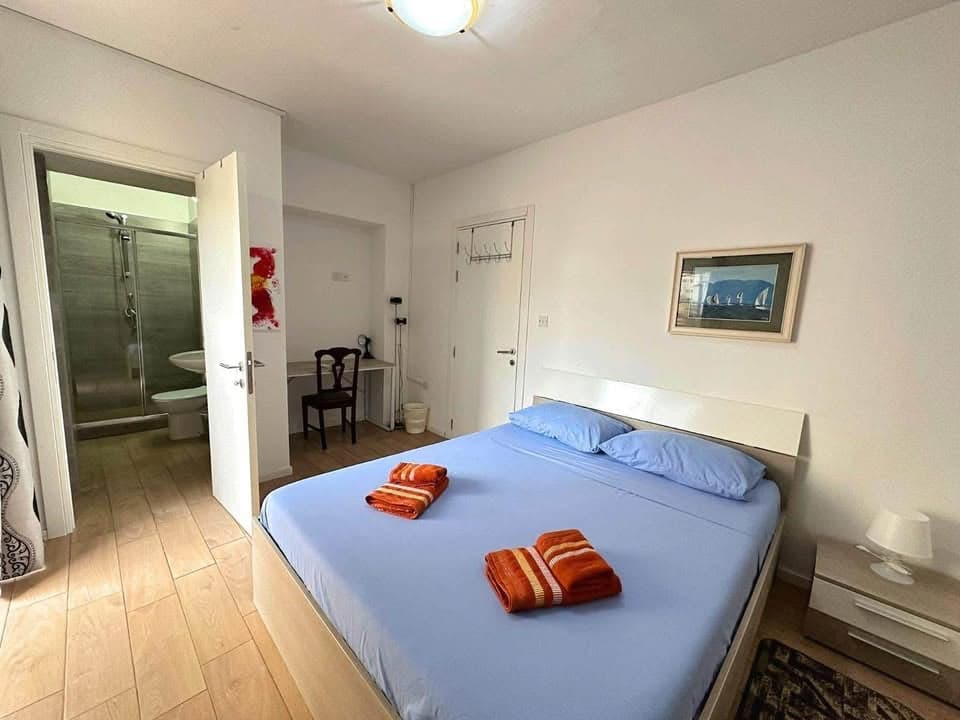 Private Room in Sliema - 4