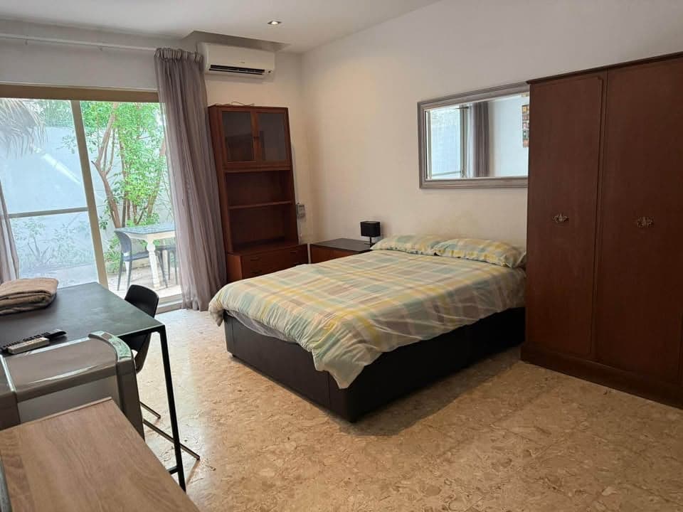 Private Room in Swieqi