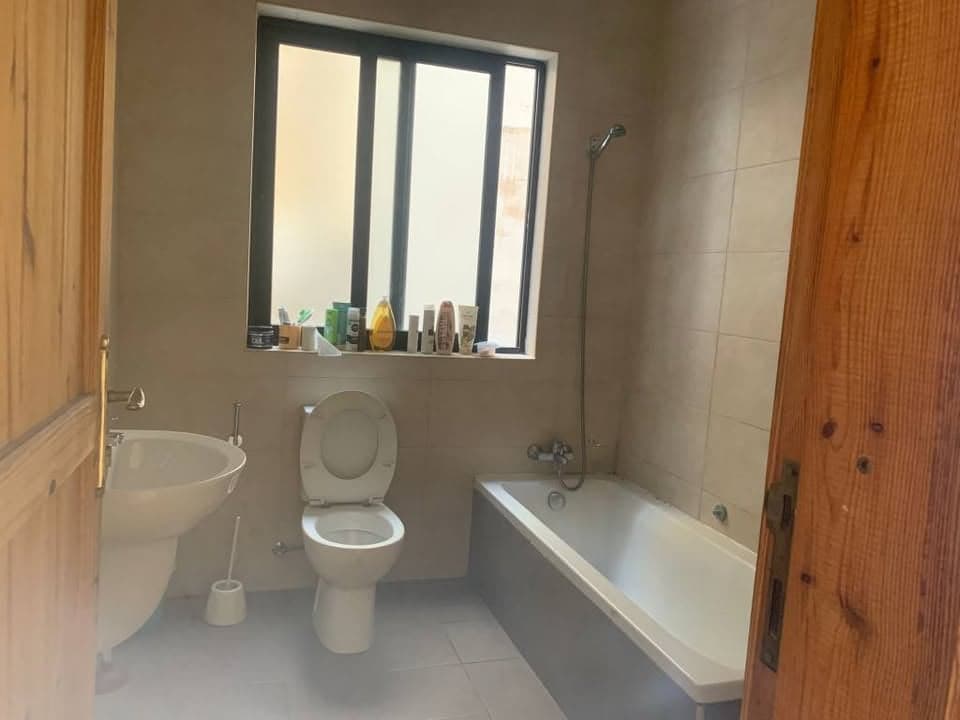 Private Room in St. Julian's - 3