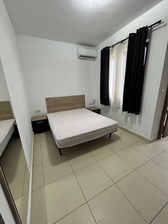 Ensuite Private Room in Swatar